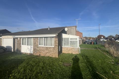 3 bedroom bungalow to rent, Arleston Lane, Stenson Fields