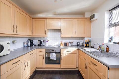 2 bedroom apartment to rent, Lynmouth House, Welland Road, Hilton