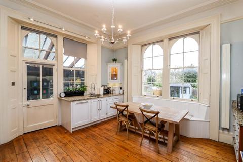 The Beacon, 18 Albert Road, Clevedon, BS21 7RR