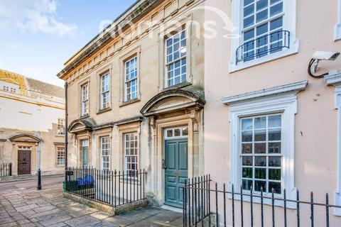 1 bedroom flat to rent, Beauford Square, Bath