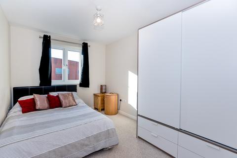 2 bedroom apartment to rent, The Round House, Gunwharf Quays