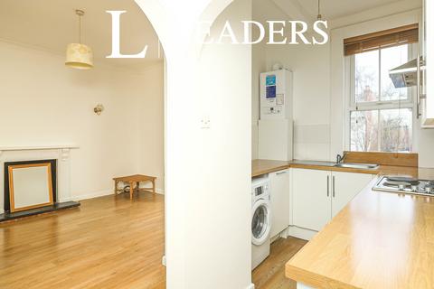 2 bedroom apartment to rent, St. Marys Crescent, Leamington Spa, CV31