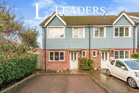 3 bedroom semi-detached house to rent, Deer Way, Horsham