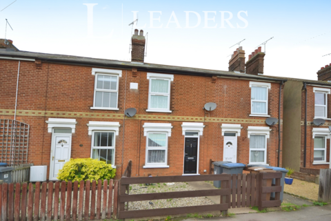 2 bedroom terraced house to rent, Grange Road, Felixstowe