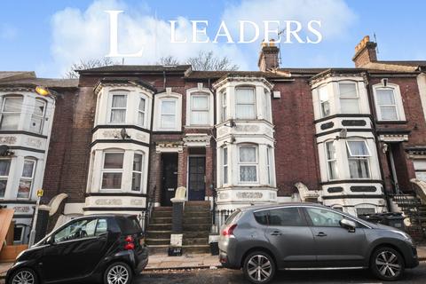 2 bedroom flat to rent, Napier Road, Luton, LU1 1RF