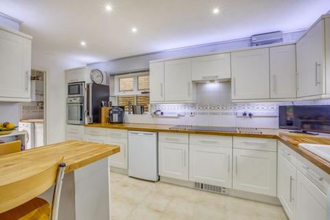 4 bedroom detached house for sale, Lyndon Gardens, High Wycombe HP13