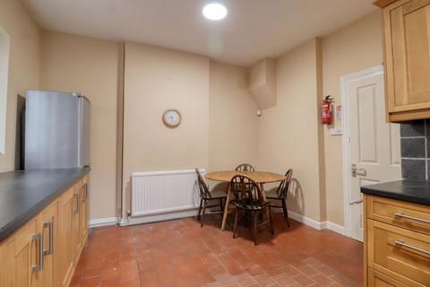 1 bedroom property to rent, Frodingham Road, Scunthorpe