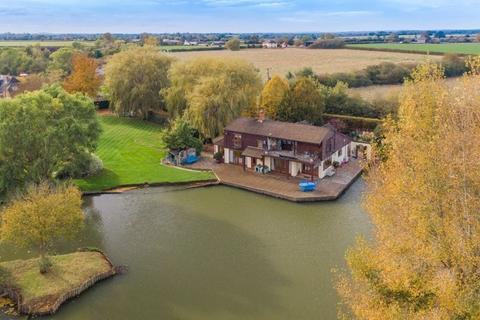 4 bedroom detached house for sale, Aylesbury HP17