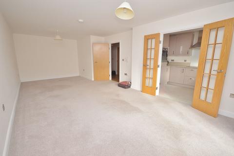 2 bedroom flat for sale, The Retreat, Princes Risborough HP27