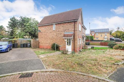 2 bedroom semi-detached house for sale, Buttercup Close, Bedford MK42