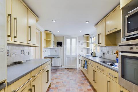 2 bedroom detached house for sale, St Peter