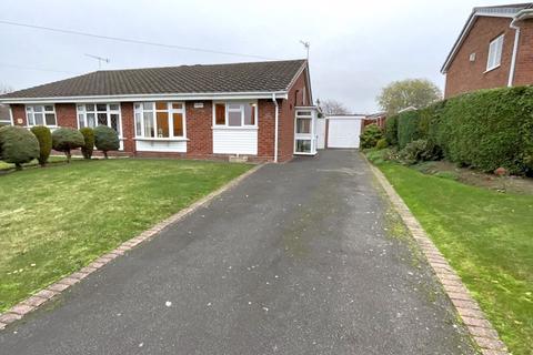 2 bedroom semi-detached bungalow for sale, Kelwood Drive, Halesowen B63