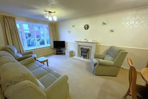 2 bedroom semi-detached bungalow for sale, Kelwood Drive, Halesowen B63