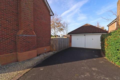 4 bedroom detached house for sale, St. Quintins Park, Taunton TA2