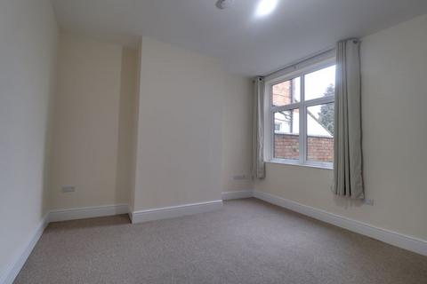 3 bedroom terraced house to rent, Corporation Street, Stafford ST16