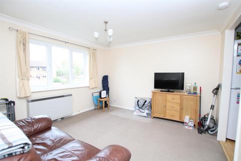 1 bedroom maisonette to rent, Windsor Close, Southwater