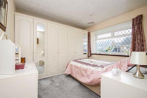 2 bedroom semi-detached bungalow for sale, Dewsbury Drive, Burntwood WS7