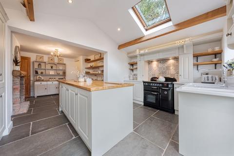 3 bedroom cottage for sale, Maltkiln Lane, Ormskirk L40