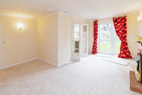 1 bedroom retirement property for sale, Willow Road, Aylesbury HP19