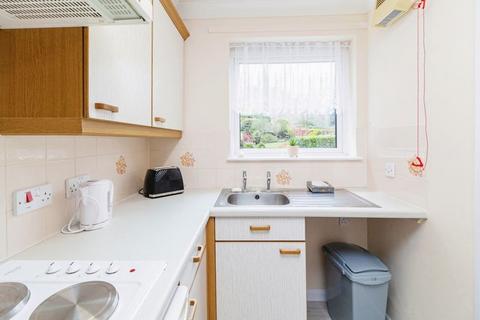 1 bedroom retirement property for sale, Willow Road, Aylesbury HP19