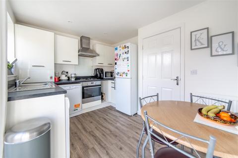 3 bedroom end of terrace house for sale, Orangetip Gardens, Great Park, NE13