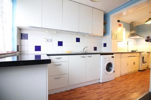 3 bedroom house to rent, Charville Lane, Hayes