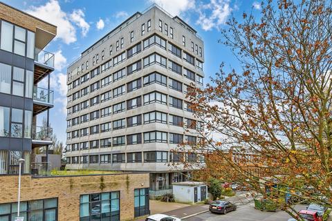 1 bedroom flat for sale, The Causeway, Goring-By-Sea, Worthing, West Sussex