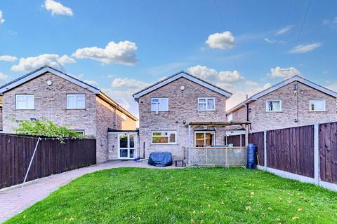 4 bedroom link detached house for sale, Bedford MK41