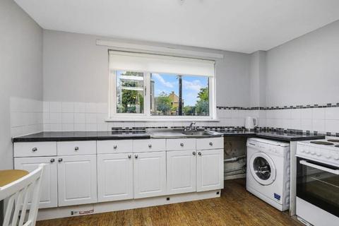 2 bedroom flat for sale, Main Street, Rutherglen, G73 2HZ