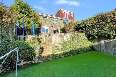 15 Osprey Gardens, South Croydon, CR2 8TB