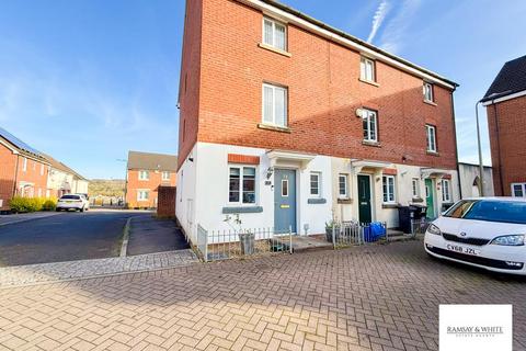 34 Penderyn Close, Cae Penderyn, Merthyr Tydfil, CF48 1AS