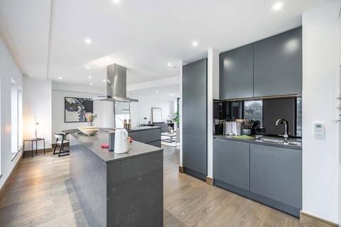 2 bedroom duplex for sale, Hanway Street, Fitzrovia, London, W1T