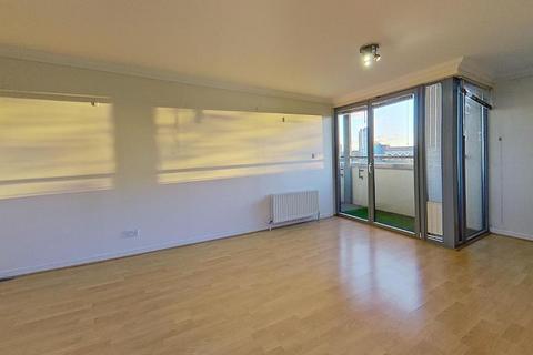 2 bedroom flat to rent, Hudson Court, 3 Maritime Quay, Canary Wharf, London, E14 3QH