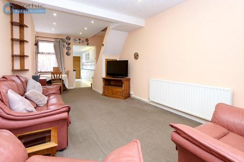 2 bedroom terraced house for sale, Hitchin Road, Arlesey, SG15 6SA