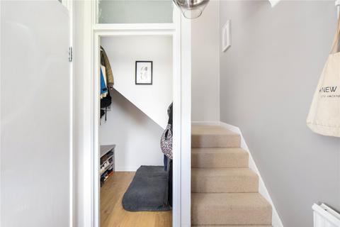 14 Walton Close, London, E5 0BZ