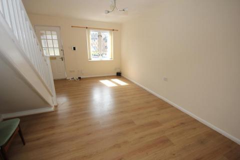 2 bedroom terraced house to rent, Glasgow G20