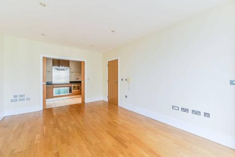 2 bedroom flat for sale, Commodore House, Battersea Reach, Battersea, London, SW18