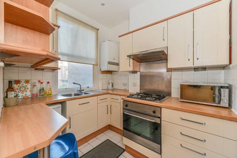 1 bedroom flat for sale, Battersea Park Road, Battersea, London, SW11