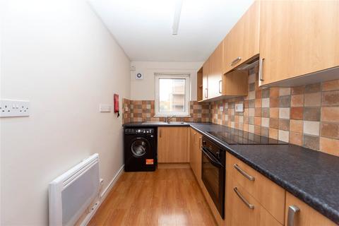 1 bedroom apartment to rent, Coed Edeyrn, Llanedeyrn, Cardiff, CF23