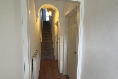 1 bedroom terraced house to rent, Room 1, 43 Colwick Road, Nottingham, Nottinghamshire