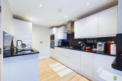 2 bedroom apartment for sale, Duchess Apartments , Queens Road, Welling, Kent, DA16