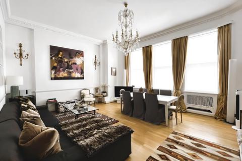 4 bedroom apartment to rent, Mayfair, London W1K