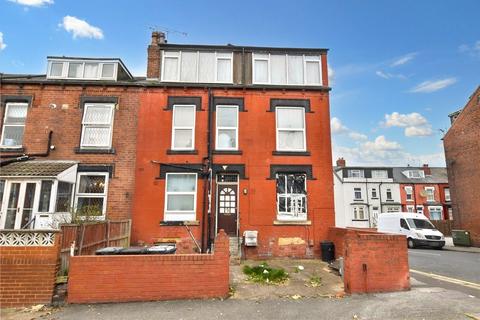 4 bedroom end of terrace house for sale, Clifton Avenue, Leeds, West Yorkshire