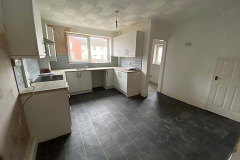 3 bedroom semi-detached house for sale, South Street, Havercroft, Wakefield, West Yorkshire