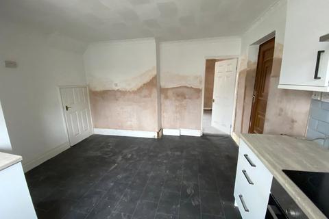 3 bedroom semi-detached house for sale, South Street, Havercroft, Wakefield, West Yorkshire