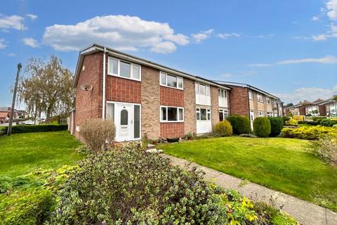 3 bedroom end of terrace house for sale, Valley Drive, Wrenthorpe, Wakefield, West Yorkshire