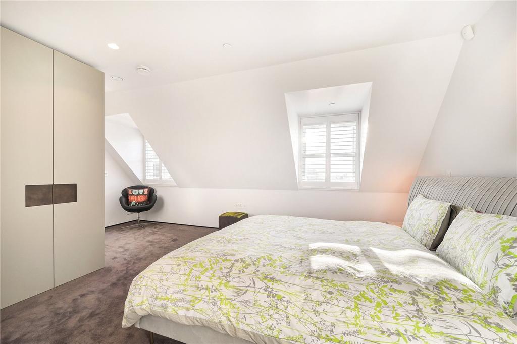 Principal Bedroom