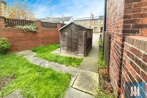 2 bedroom end of terrace house for sale, Wakefield Road, Clayton West, Huddersfield, HD8