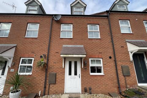 3 bedroom townhouse to rent, LOWER GORNAL -  Goodrich Mews