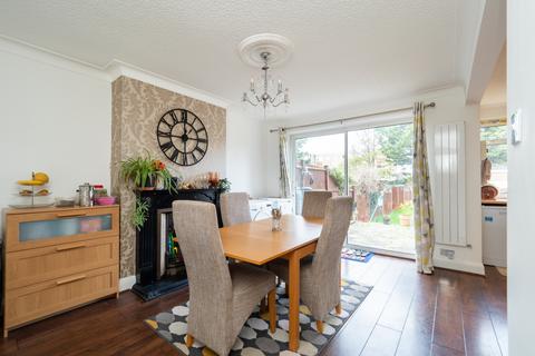 4 bedroom semi-detached house to rent, Harcourt Field, Surrey SM6